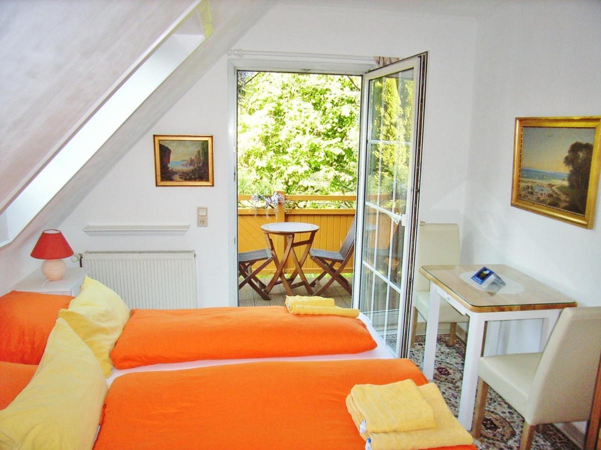 Ostsee Hotel-pension An Der Lindenallee Guest house 3*